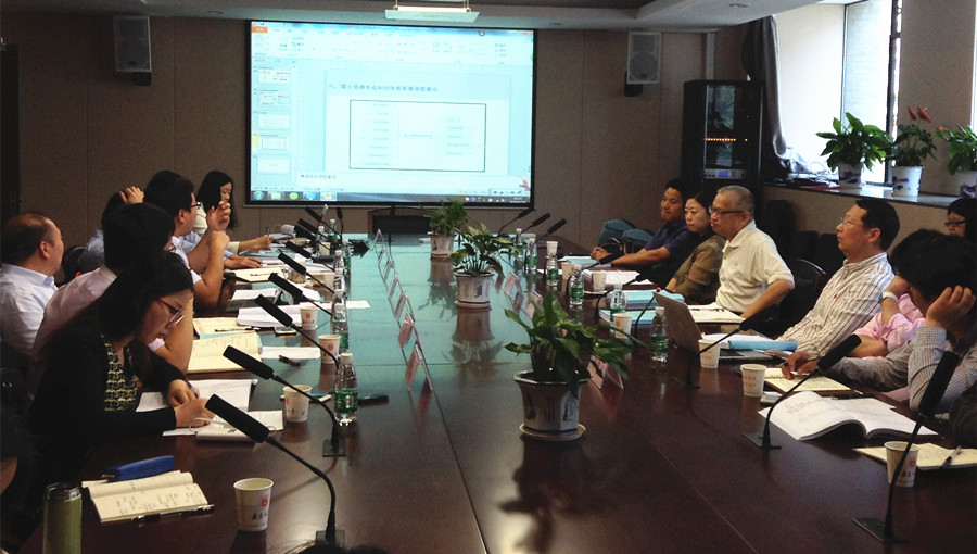 1464141250621010401.jpg 3.jpg